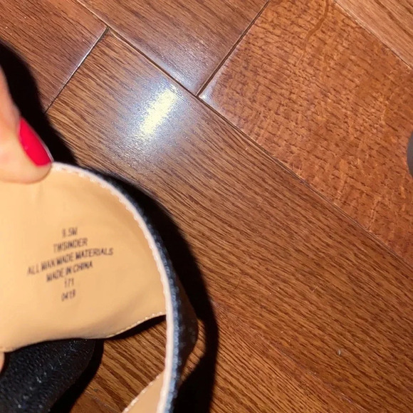 Tommy Hilfiger black thong logo slippers 9.5 - Picture 7 of 11